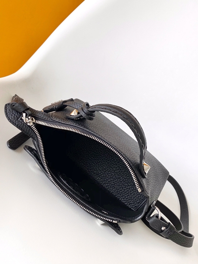 フェンディバッグ細部ディテール